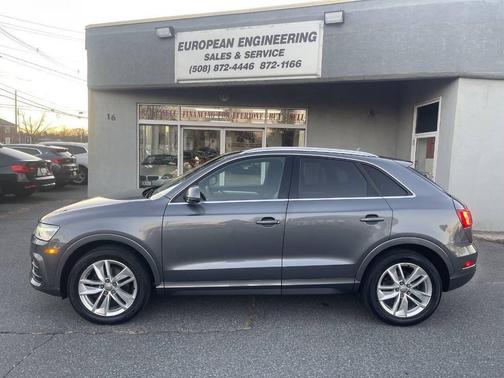 2017 Audi Q3 2.0T Premium Plus