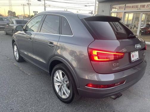 2017 Audi Q3 2.0T Premium Plus
