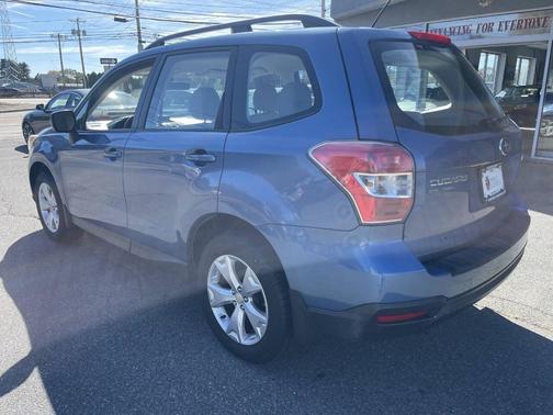 2015 Subaru Forester 2.5i