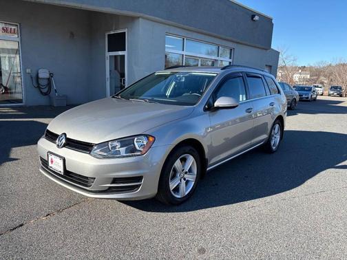 2015 Volkswagen Golf SportWagen TDI S 4-Door