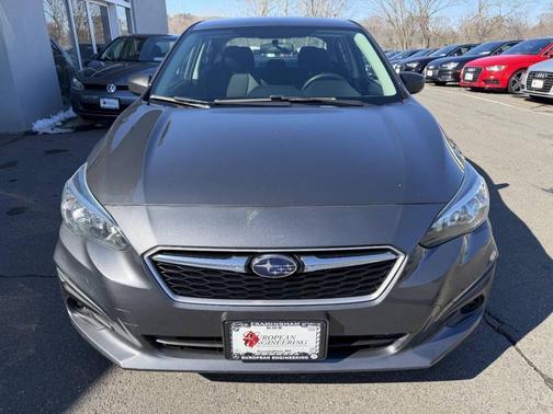 2019 Subaru Impreza 2.0i