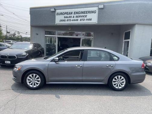 2015 Volkswagen Passat 1.8T S