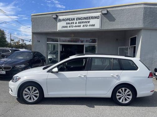 2019 Volkswagen Golf SportWagen TSI S