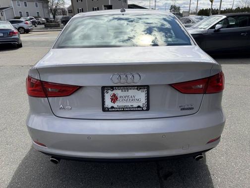 Florett Silver Metallic 2016 Audi A3 2.0T Premium Plus