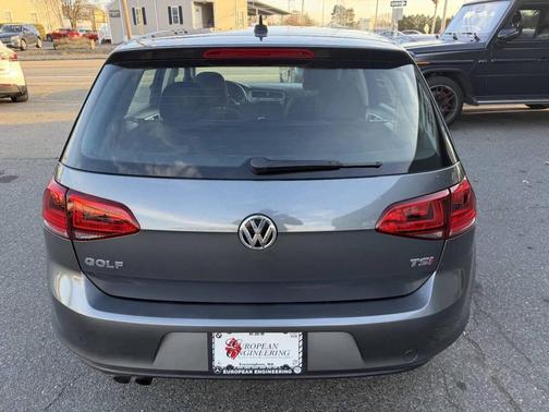 2017 Volkswagen Golf TSI S 4-Door