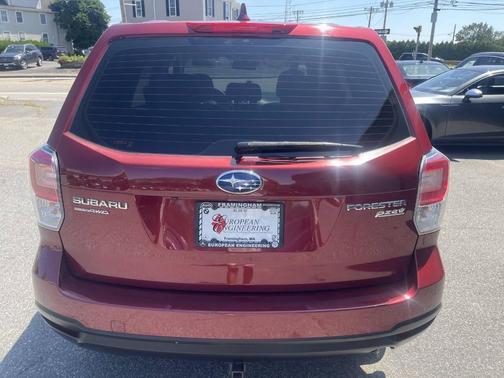 2017 Subaru Forester 2.5i