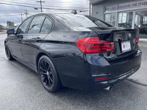 2017 BMW 320 i