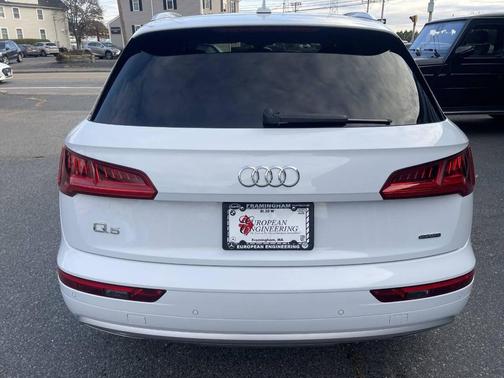 2019 Audi Q5 2.0T Premium Plus