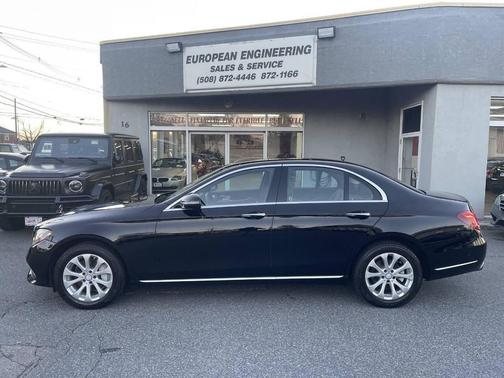 2017 Mercedes-Benz E-Class 4MATIC