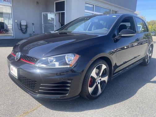 2017 Volkswagen Golf GTI 2.0T S 4-Door