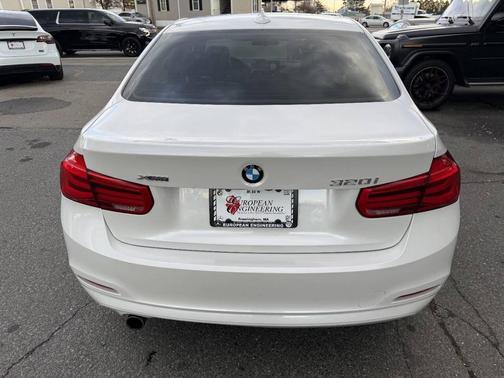 2018 BMW 320 i