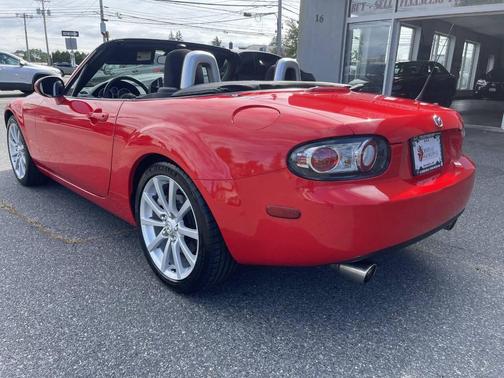 2006 Mazda MX-5 Miata Sport
