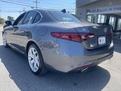 2021 Alfa Romeo Giulia Ti