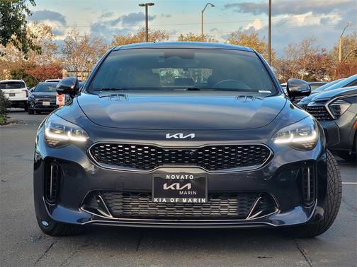 2023 Kia Stinger GT2