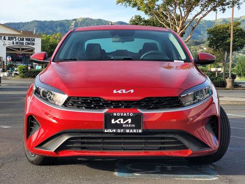 Currant Red 2024 Kia Forte LXS