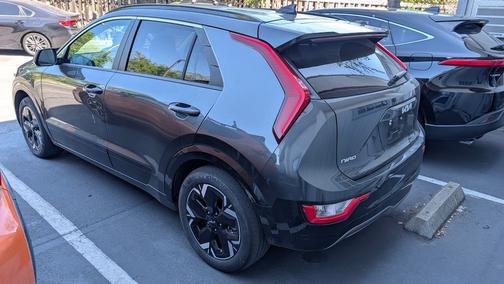 Graphite Gray 2024 Kia Niro EV Wind