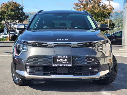 Graphite Gray 2024 Kia Niro EV Wind