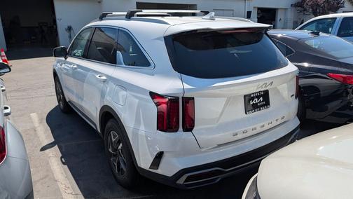 Snow White Pearl 2022 Kia Sorento Hybrid EX