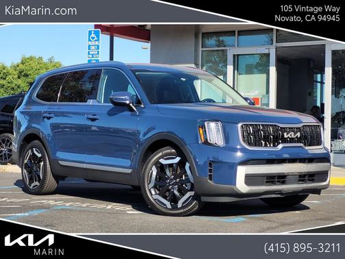 Midnight 2023 Kia Telluride EX