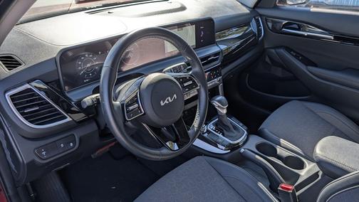 2024 Kia Seltos S