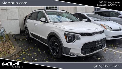 Snow White Pearl 2024 Kia Niro EV Wave