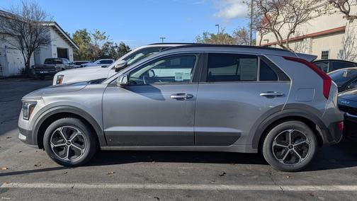 2023 Kia Niro EX