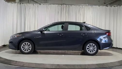 Gravity Gray 2022 Kia Forte FE