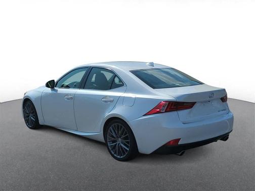 2016 Lexus IS 300 Base