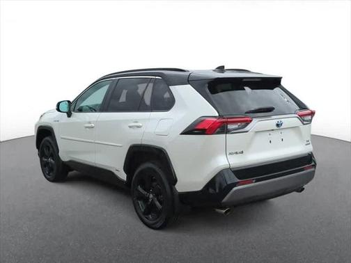 2019 Toyota RAV4 Hybrid SE