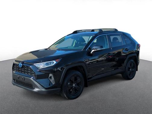 2020 Toyota RAV4 Hybrid XLE