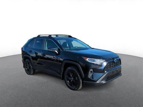 2020 Toyota RAV4 Hybrid XLE
