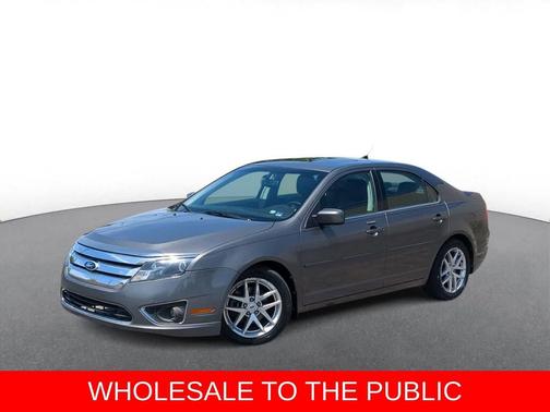Gray 2010 Ford Fusion SEL