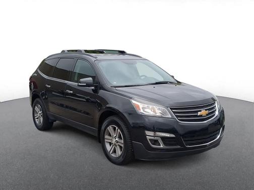 Black Granite Metallic 2015 Chevrolet Traverse 2LT