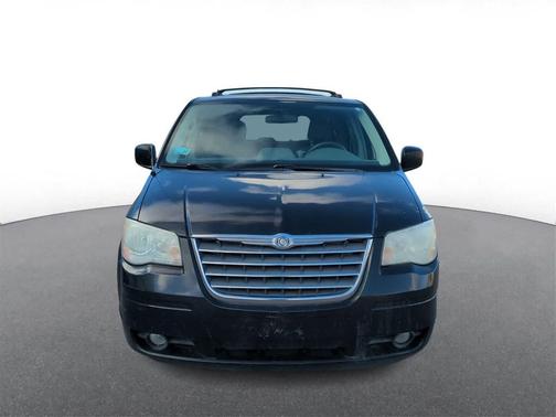 2010 Chrysler Town & Country Touring