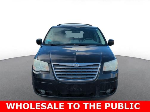 2010 Chrysler Town & Country Touring