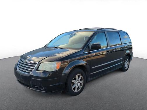 2010 Chrysler Town & Country Touring