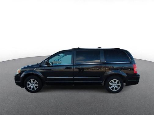2010 Chrysler Town & Country Touring