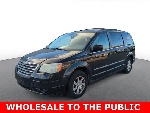 2010 Chrysler Town & Country Touring