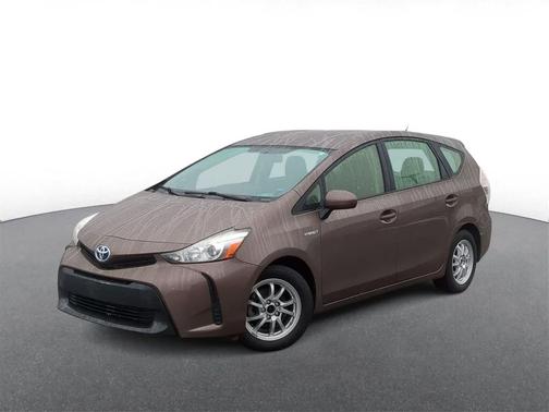 2017 Toyota Prius v Two