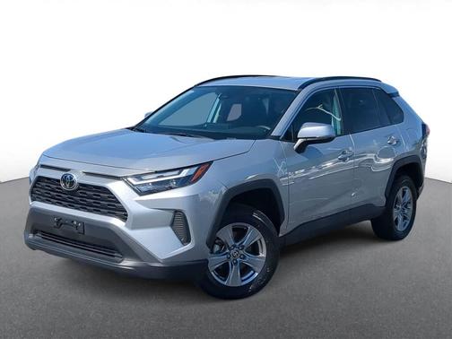 Silver Sky Metallic 2025 Toyota RAV4 XLE