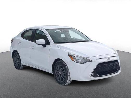 2019 Toyota Yaris Sedan LE