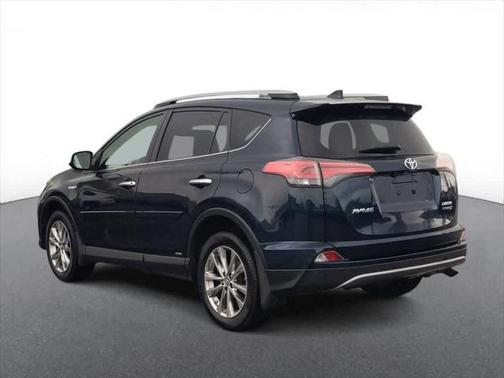 2017 Toyota RAV4 Hybrid SE