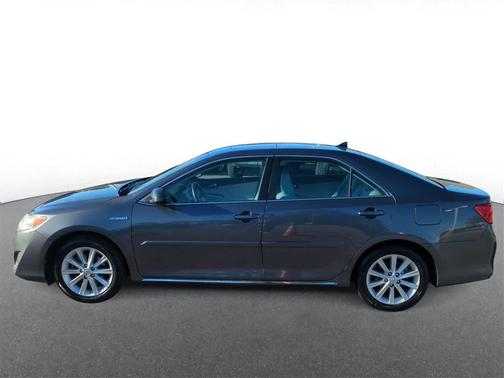 2014 Toyota Camry Hybrid XLE