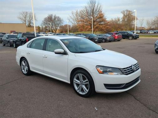 2014 Volkswagen Passat 2.0L TDI DSG SE w/Sunroof