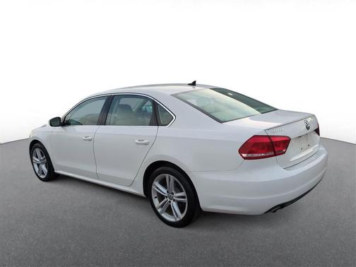 2014 Volkswagen Passat 2.0L TDI DSG SE w/Sunroof