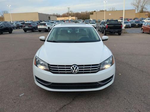 2014 Volkswagen Passat 2.0L TDI DSG SE w/Sunroof