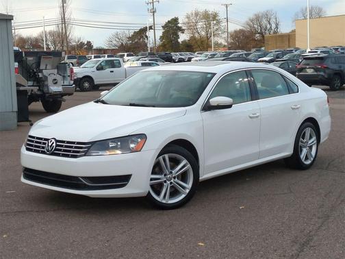 2014 Volkswagen Passat 2.0L TDI DSG SE w/Sunroof