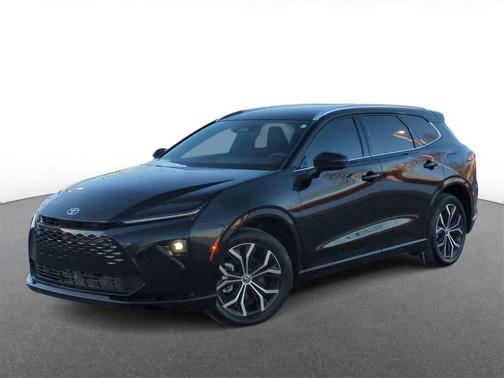 2025 Toyota Crown Signia XLE