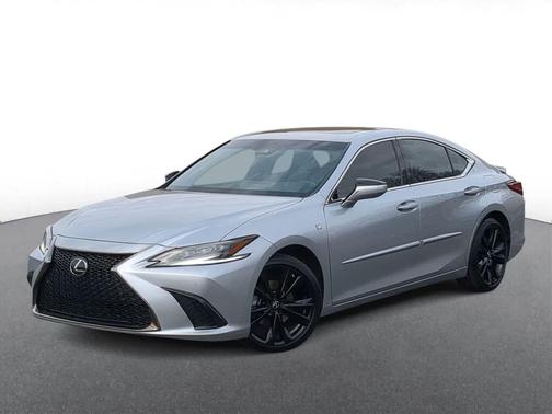 2023 Lexus ES 300h F SPORT Handling