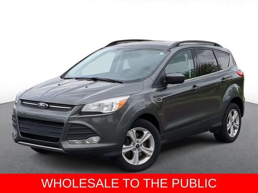 Magnetic 2016 Ford Escape SE